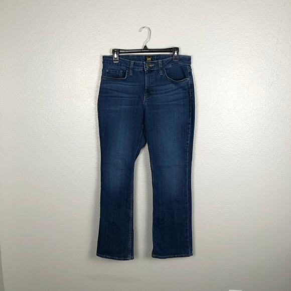 Vintage Lee Women's Bootcut Leg Mid-Rise Blue Jeans Denim Size 10 Short 5-Pocket - Picture 1 of 6